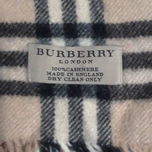 Burberry cashmere scarf